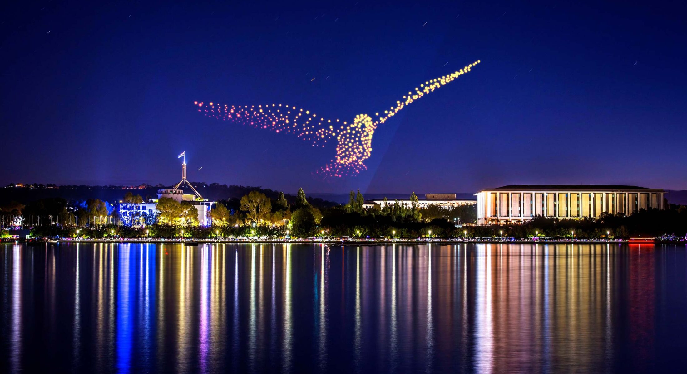 novotel_canberra_drone-flight-sky-show-2025_00-2200×1200